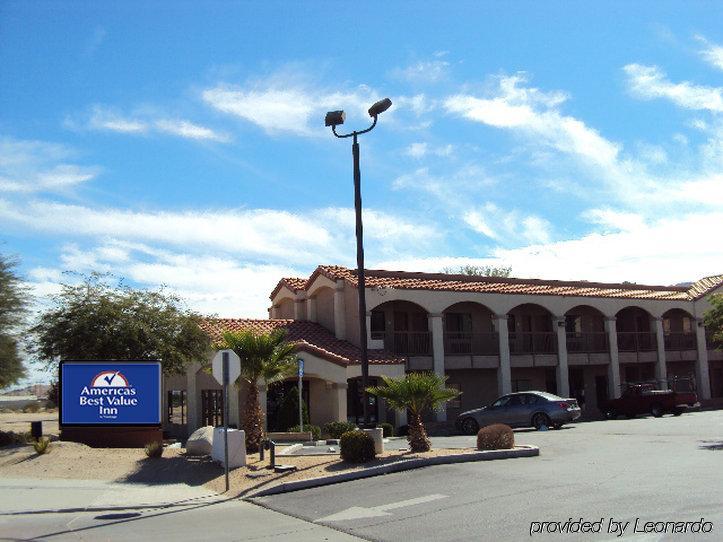 约书亚树29棕榈村美洲最佳价值酒店 二十九棕榈村 外观 照片